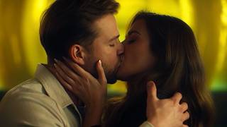 Download lagu Vladimir Episode 2 Scene | Rachel Weisz & Leo Woodall | Netflix | Explained mp3