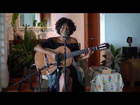 Mike Brant - Dis-Lui ( Acoustic Cover by Yvette Dantier )