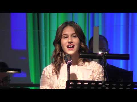 Nikoleta Ivanković | Dubrovački simfonijski orkestar - Sretan Božić Grade