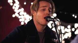 Alec James Lowlight Sessions - Whenever You Love Somebody (Matt Wertz cover)