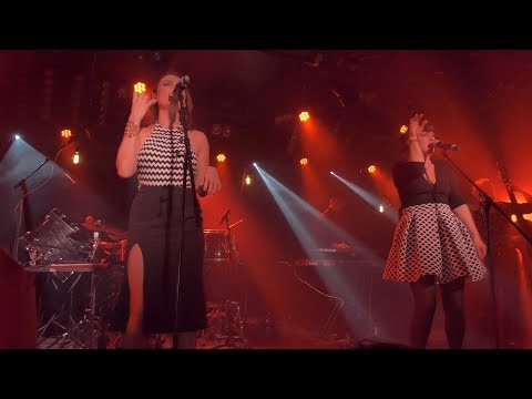 Nouvelle Vague ( live ) avec Mélanie Pain & Élodie Frégé * A38 2018-04-30