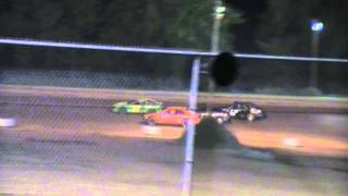 preview picture of video 'Ohio Valley Speedway 4 Cylinder Feature Highlights 8-27-2011'