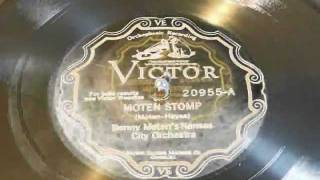 Moten Stomp - Benny Moten's Kansas City Orchestra (Victor Scroll)1927