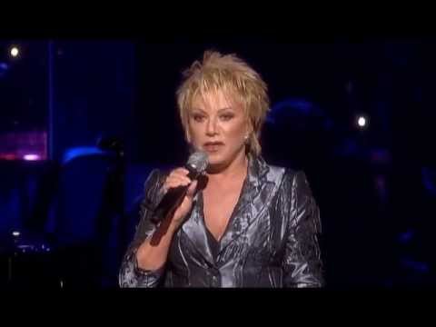 Elaine Paige - Celebrating 40 Years On Stage Live (2009). Part 1/8