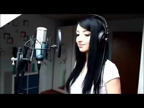 Funda Demirezen   Sensiz gecer