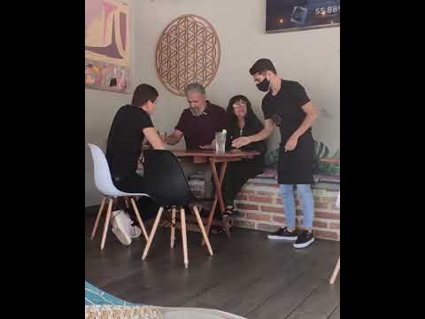 Increíble hijo sorprende a sus padres, después de un 1 año y 30 kilos menos 🥺🤗🎥🙏