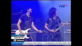 Download lagu Slank, Ian Antono, Ahmad Albar - Semut Hitam mp3 Download lagu Slank, Ian Antono, Ahmad Albar - Semut Hitam mp3