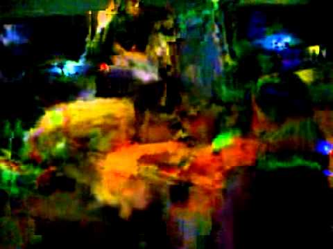 BUBBA LO PERFORMIN' AT THE BREEZE