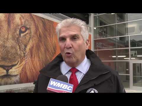 Turtle Back Zoo Parking Deck