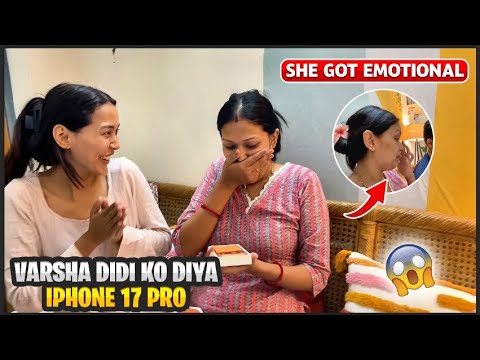 Varsha di ko Diya IPHONE 17 PRO😍|| She got emotional🥹|| Megha Thapa