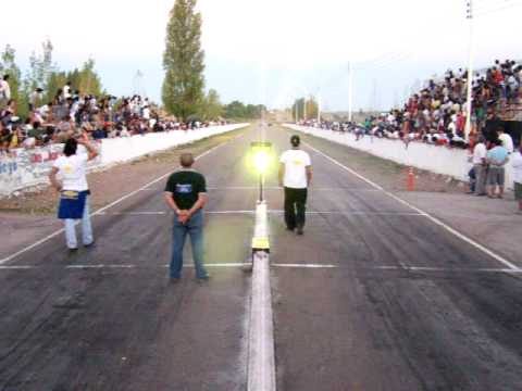 PICADA DODGE GTX V8 VS CHEVY SS EN LUJAN MENDOZA