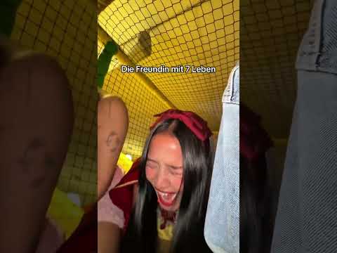 Einer muss ja zuerst: #short #shorts #baochii