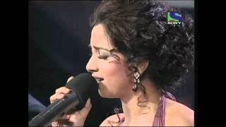 X Factor India - Shreya Ghoshal&#39;s splendid Dar Lage Garje Badariya- X Factor India - Episode 18 - 15th Jul 2011