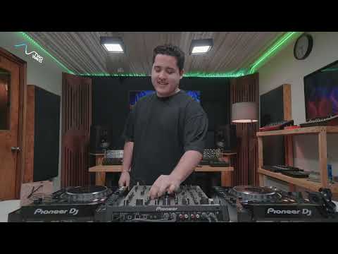 Gustavo Pico DJ Set I Two Waves Studio