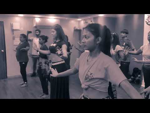 How to do Hip lifts nd Basic Shimmy | Belly Dancing | Basic Moves