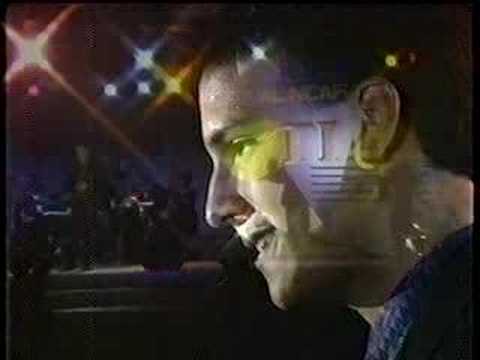 Alvaro Villagra G. - Niña Solitaria (1991)