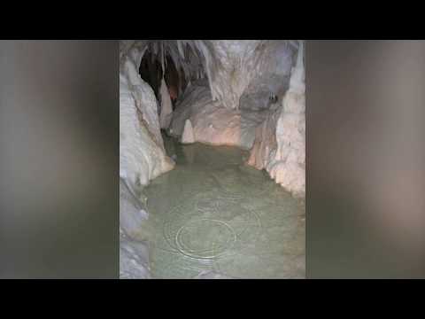image-How do you get to frasassi caves?