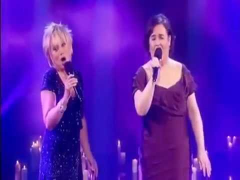 Susan Boyle - Susan and Elaine Paige perfomance on ITV 2009 ( Susan Story )