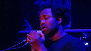 Sampha - Can&#39;t Get Close - Live @ The Palace Theater 11-1-16 in HD