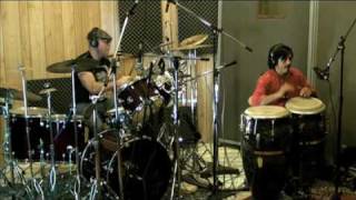 preview picture of video 'drummer la fiera y chuyin Barrera'