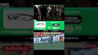 Marcinho recebe passe de Italo e faz o segundo gol da chape contra o Criciúma