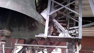 preview picture of video 'Milwaukee City Hall  Bell Tower'