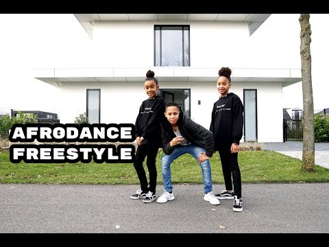 Petit Afro Presents - AfroDance Freestyle Ft. Fenuel, Jayda & Djessila || HRN Video 4K
