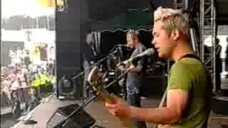 Feeder - Seven Days In The Sun (T In The Park 2001)