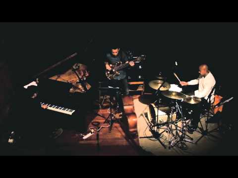 Mokhtar Samba, Sri Hanuraga, Kevin Yosua - Butterfly [Herbie Hancock]