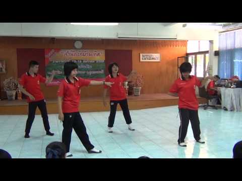 Angsila School M.3/1 cover Loving You by SISTAR