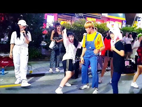 20180804#Romantico(로맨티코) HongDae Busking 홍대버스킹 #SnowHorse