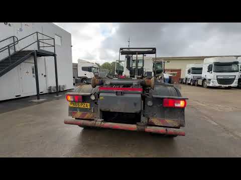 DAF CF370 8X4 HOOK LOADER SKIP TRUCK - Image 2