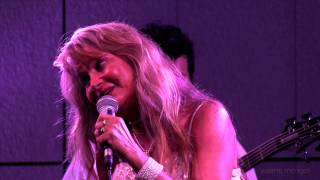 Clara Serina & Makribù Band - Lady Oscar LIVE (HD)