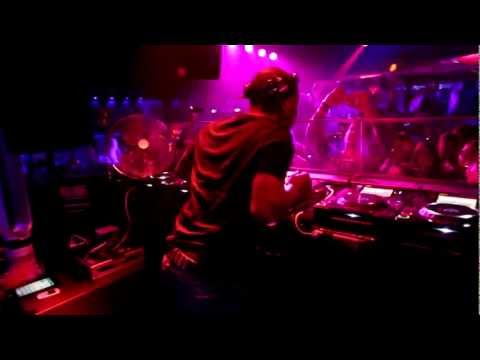 [HD] Erick Morillo @ Queen Club Paris - 01/03/2013