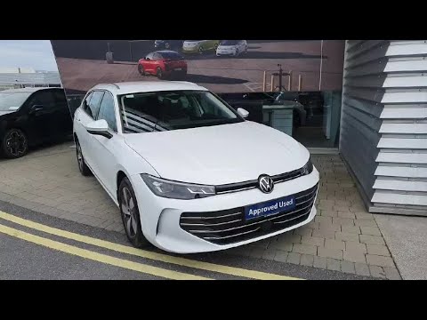 Volkswagen Passat Passat Life Phev S-A  Life  TSi - Image 2