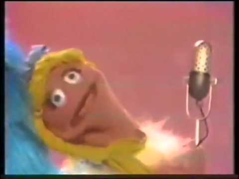 PLAZA SESAMO YO QUIERO UN MOUSTRUO AUDIO HD