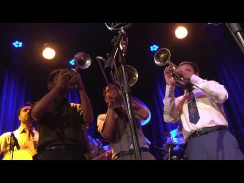 California Feetwarmers VS DizzyBirds RoadRunner - BATTLE