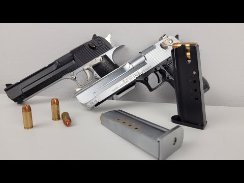 Miniature Desert Eagle in 1:2 scale #miniatureguns #beretta #airsoft #glock #toygun #deserteagle