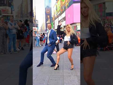 Times Square’s smoothest criminals? 🤔 @MontanaTucker #nyc #michaeljackson #nickkosir