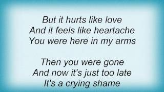 Tanya Tucker - It Hurts Like Love Lyrics