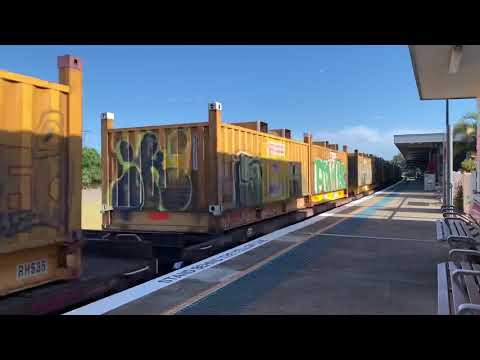 3WB3 through Coffs Station, 06/10/2020.