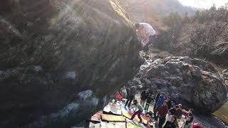 御岳 忍者返しの岩 肺魚[二段]