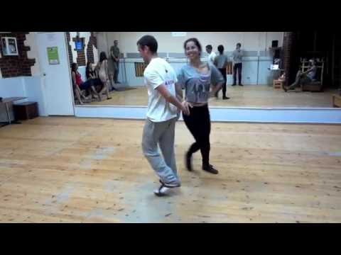 Salsa casino (cuban salsa) intermediate - simple combinations