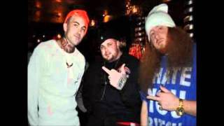 Yelawolf - Far From A Bitch Feat Rittz, Young Struggle, Big HUD