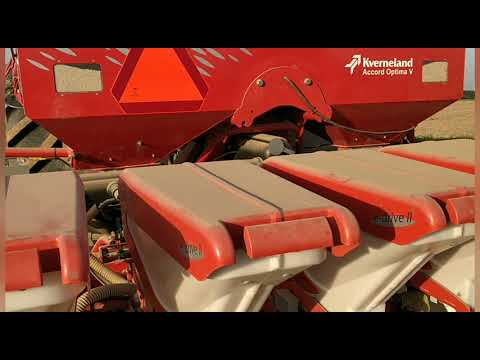 Rapsaussaat 2021 mit Puma 240 CVX, Güttler Garopact und Kverneland Optima V mit Erklärbär-Texten.