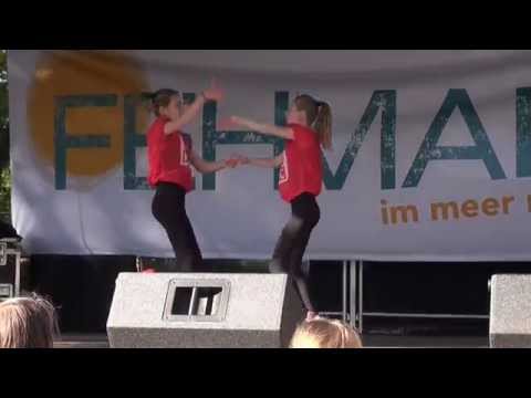 Dänisches Tanzteam Elnegaard beim Rapsblütenfest 2