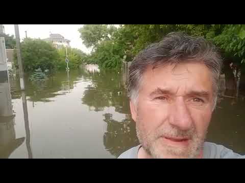 Kamión pre zatopené oblasti v okolí Chersonu