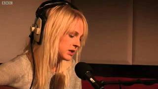 Laura Marling Sophia BBC Radio 1 Live Lounge 2011