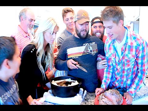 download lagu mp3 mp4 Dutch Oven Prime Rib, download lagu Dutch Oven Prime Rib gratis, unduh video klip Dutch Oven Prime Rib