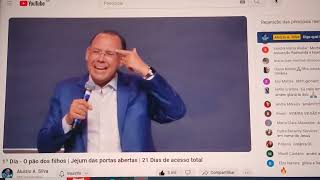 PR Aluízio Silva explicando sobre a Santa Ceia